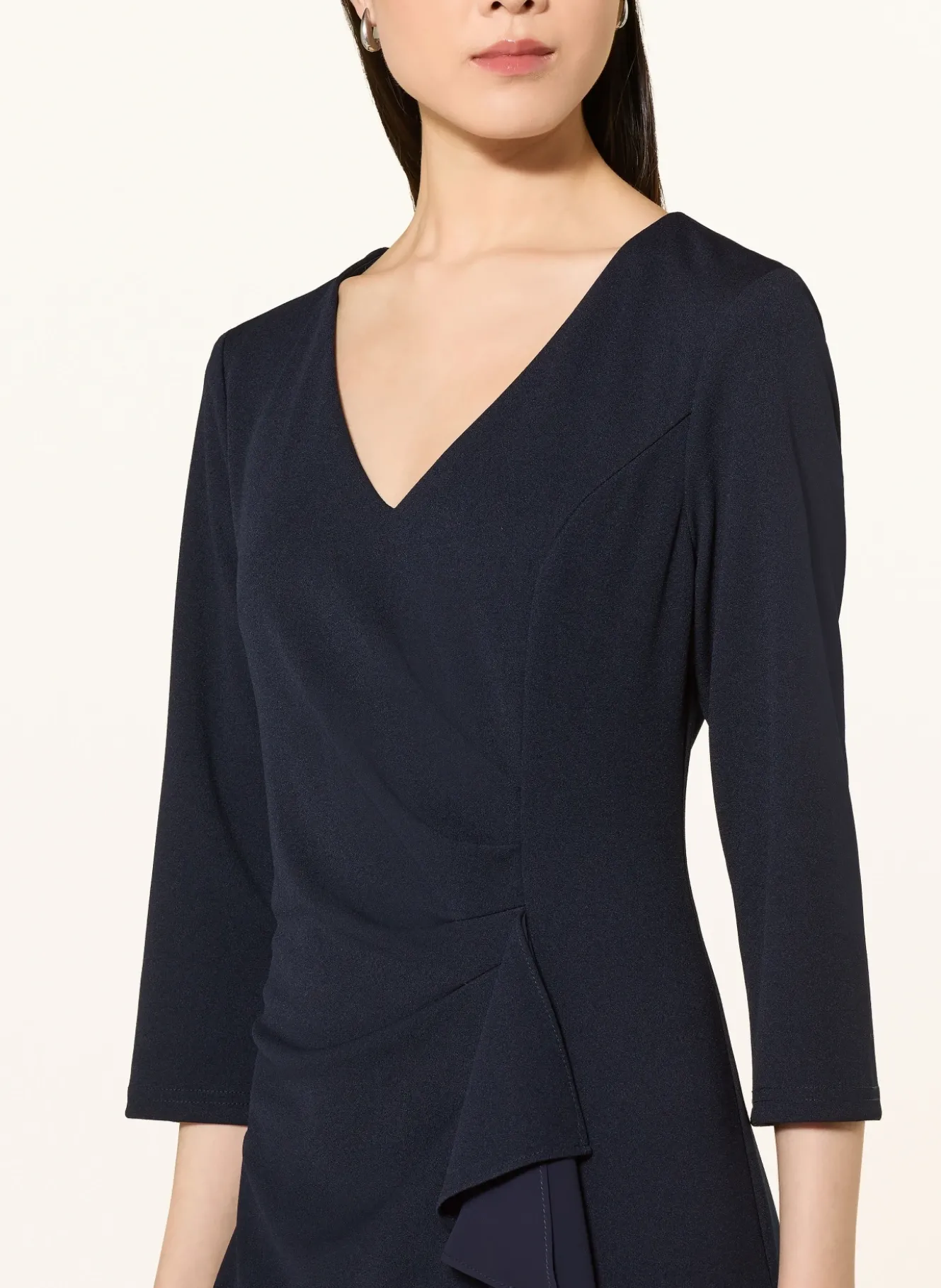 Abendkleid mit 3/4-Arm und Volants