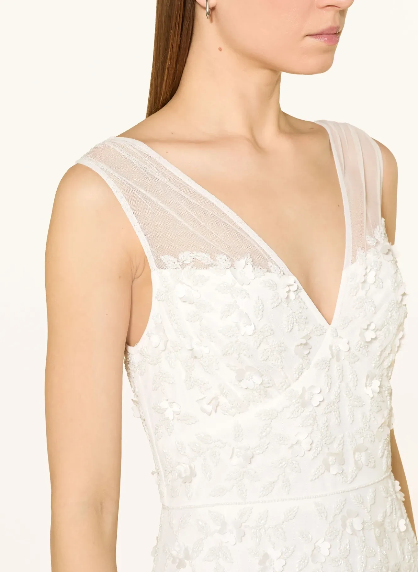 Abendkleid mit Schmuckperlen