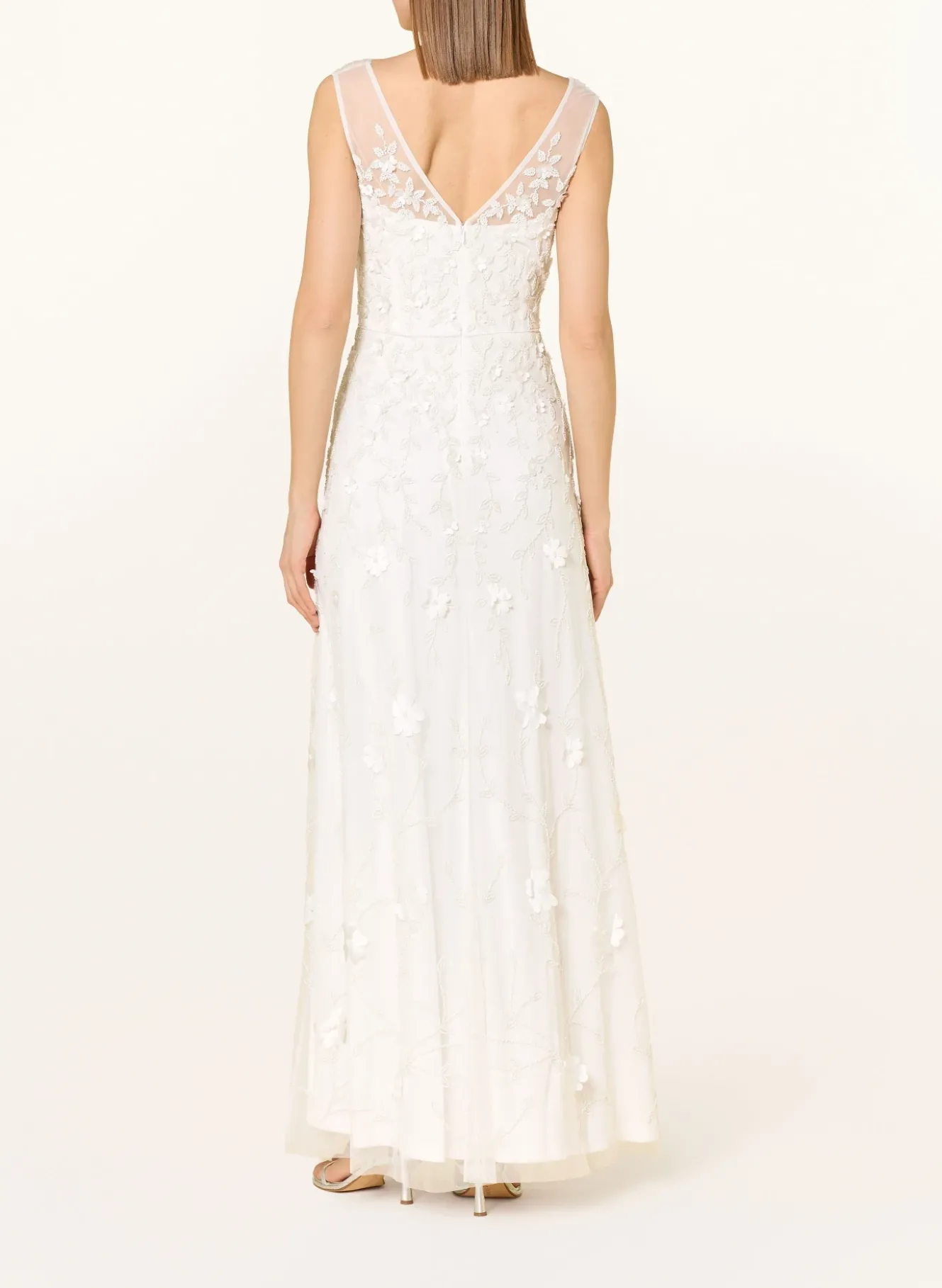Abendkleid mit Schmuckperlen
