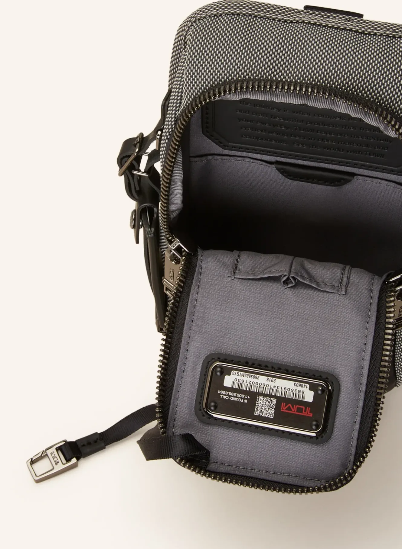 ALPHA Umhängetasche COMPACT SLING