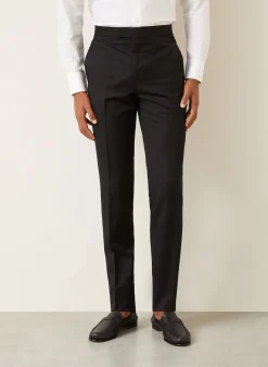 Anzug Tailored Fit