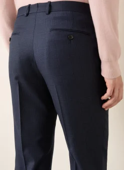 Anzug Tailored Fit