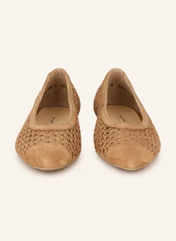 Ballerinas