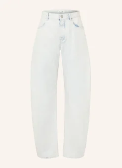 Barrel Jeans