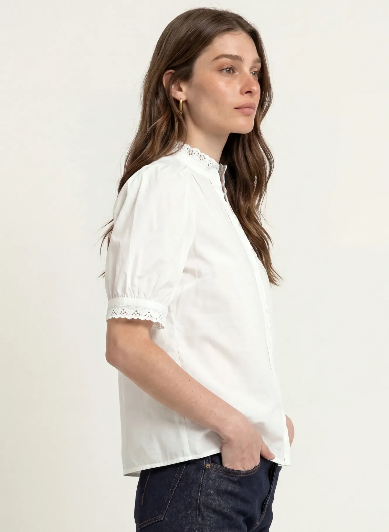 Bluse KARIS mit Lochspitze