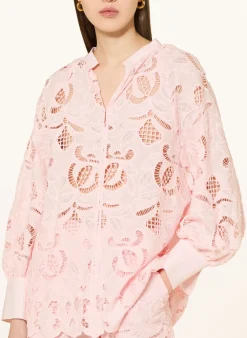 Blusenshirt mit Lochspitze