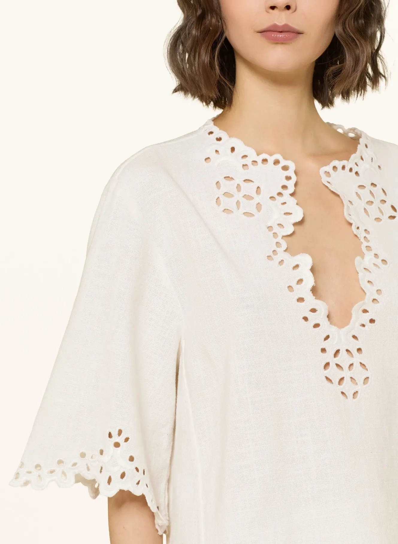 Blusenshirt SHANA mit Lochspitze und 3/4-Arm