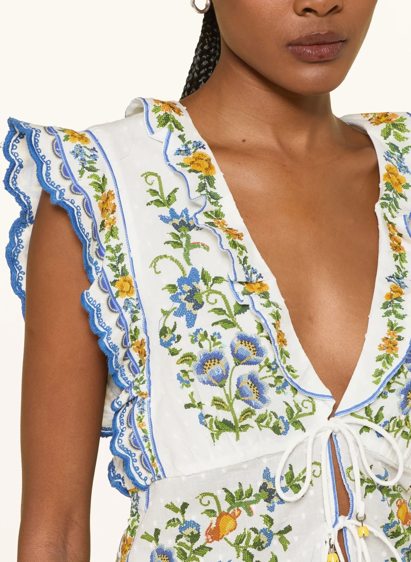 Blustentop mit Volants