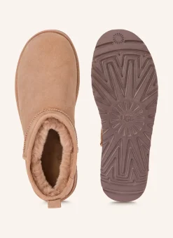 Boots CLASSIC ULTRA MINI