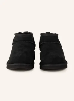 Boots CLASSIC ULTRA MINI