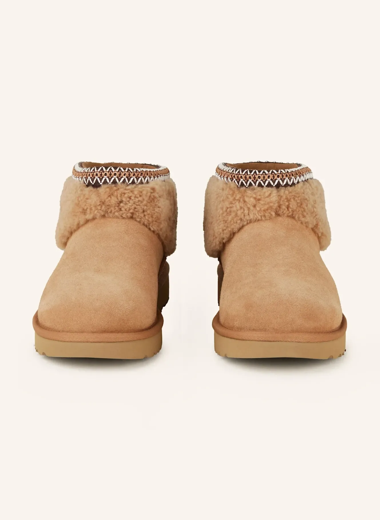 Boots CLASSIC ULTRA MINI