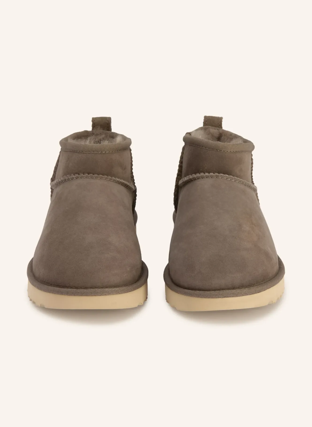 Boots CLASSIC ULTRA MINI