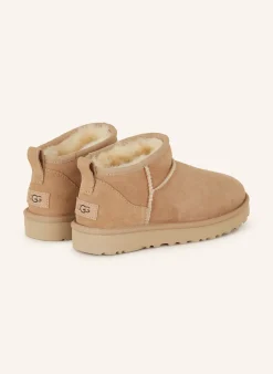 Boots CLASSIC ULTRA MINI