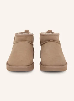 Boots CLASSIC ULTRA MINI