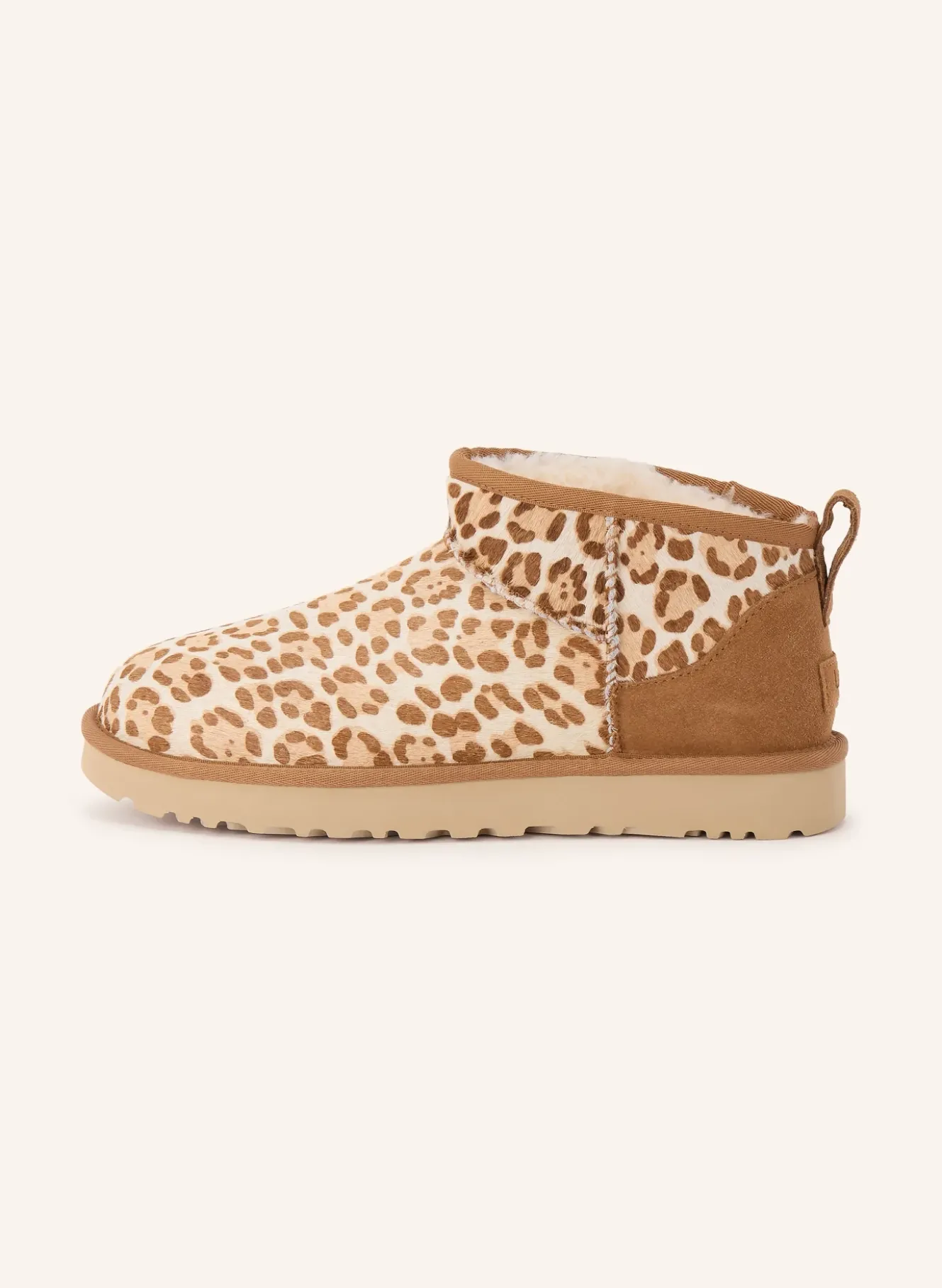Boots CLASSIC ULTRA MINI PLAINS