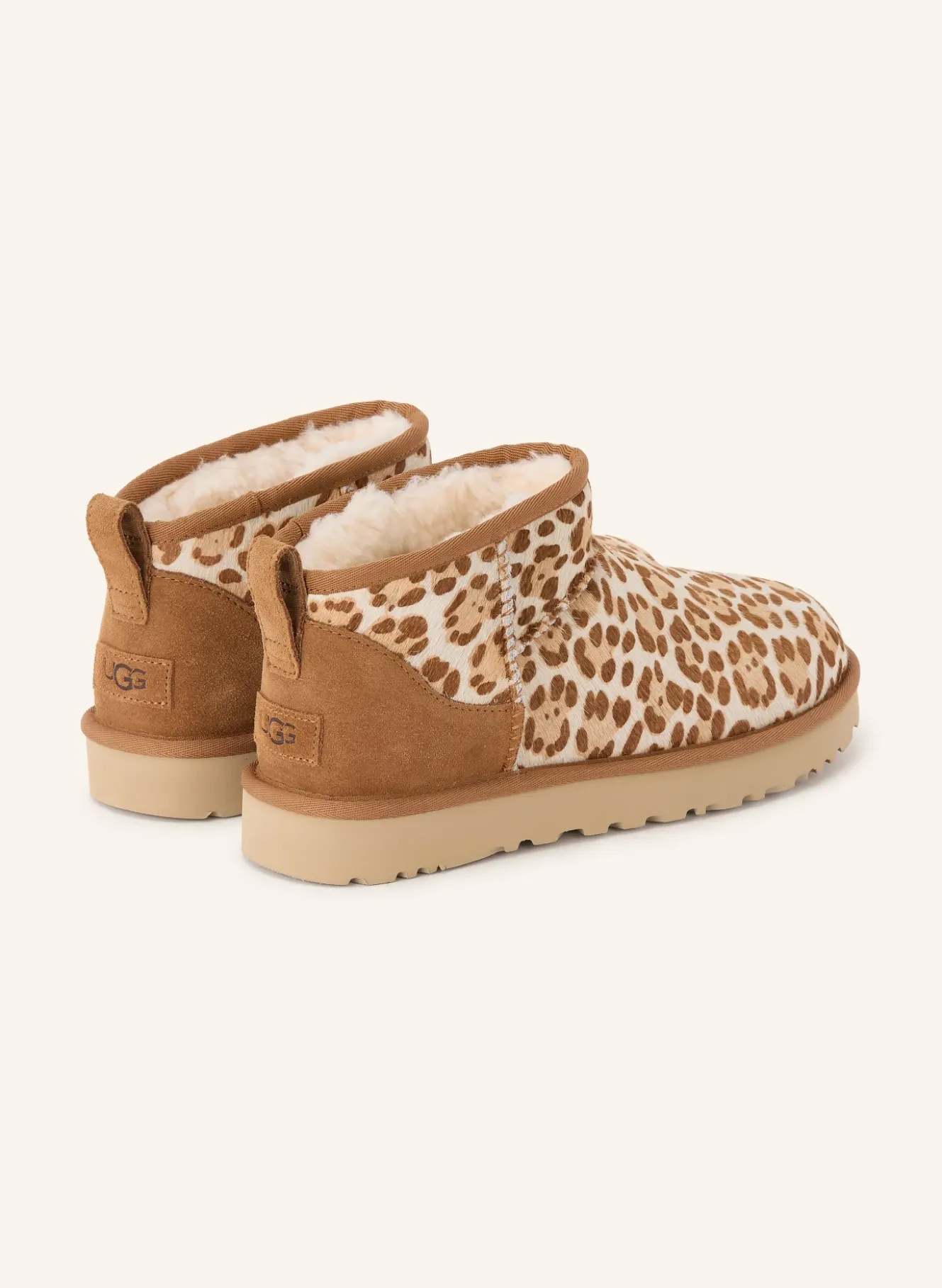 Boots CLASSIC ULTRA MINI PLAINS