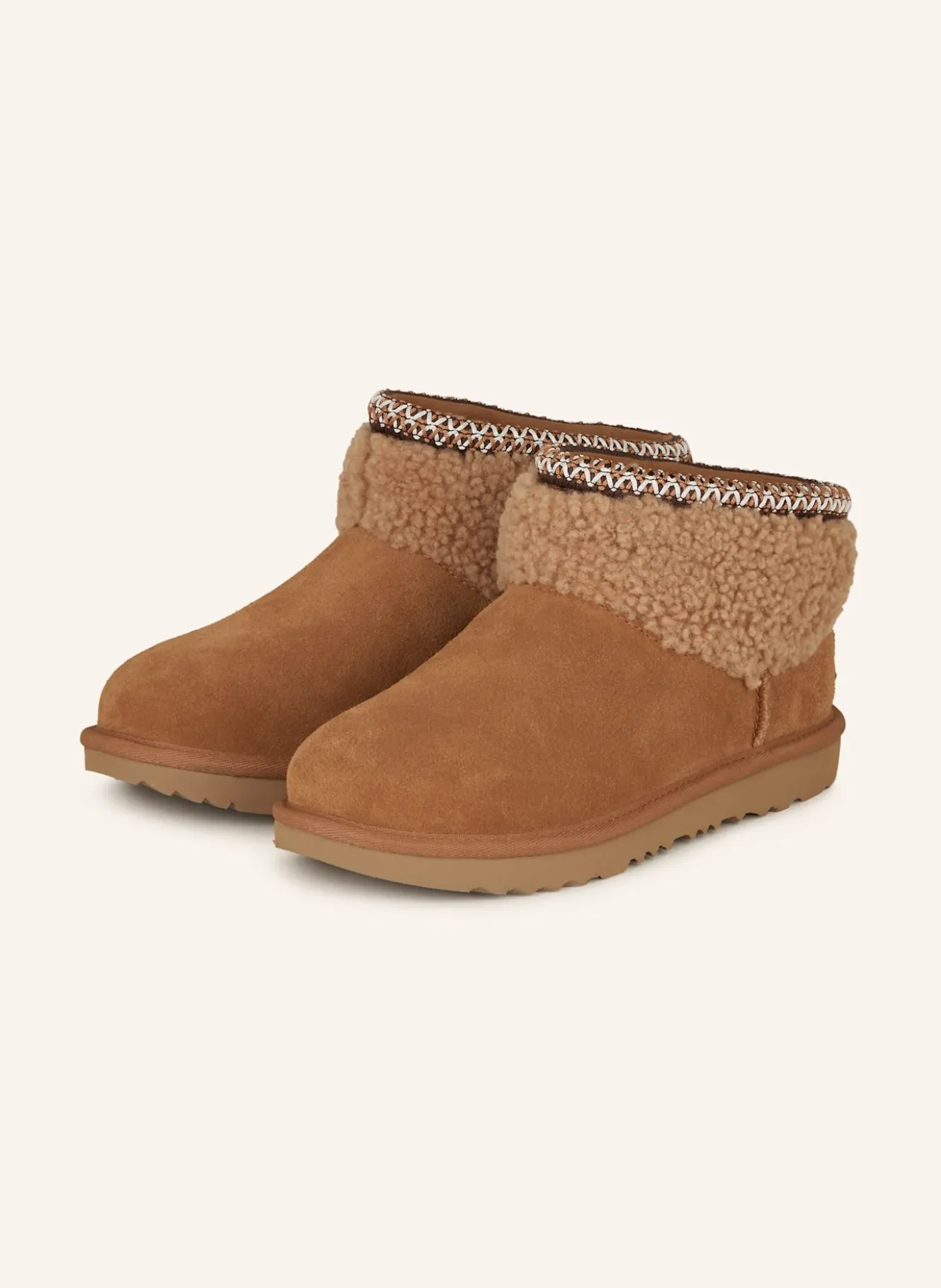 Boots CLASSIC ULTRA MINI CURLY