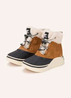 Boots OUT N ABOUT™ IV CHILLZ