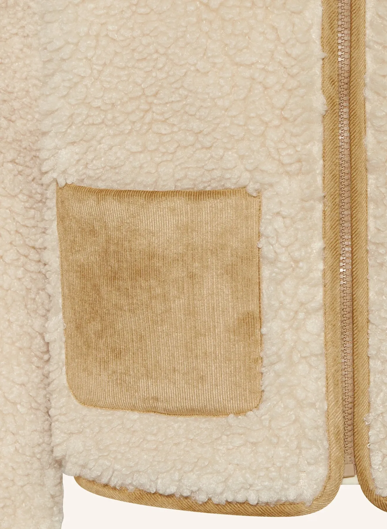 Bouclé-Jacke