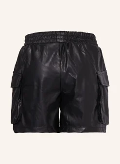 Cargoshorts in Lederoptik