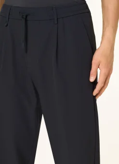 Chino T_CONVERT-PLEAT Tapered Fit