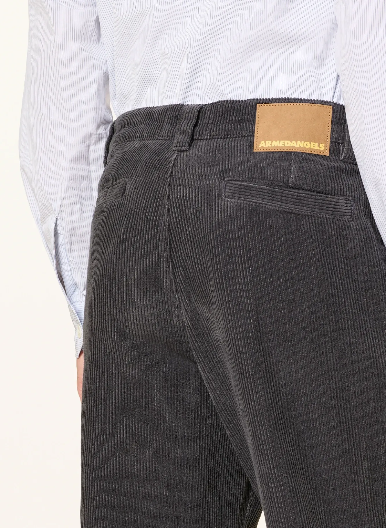 Cordhose ARAANIO Regular Fit