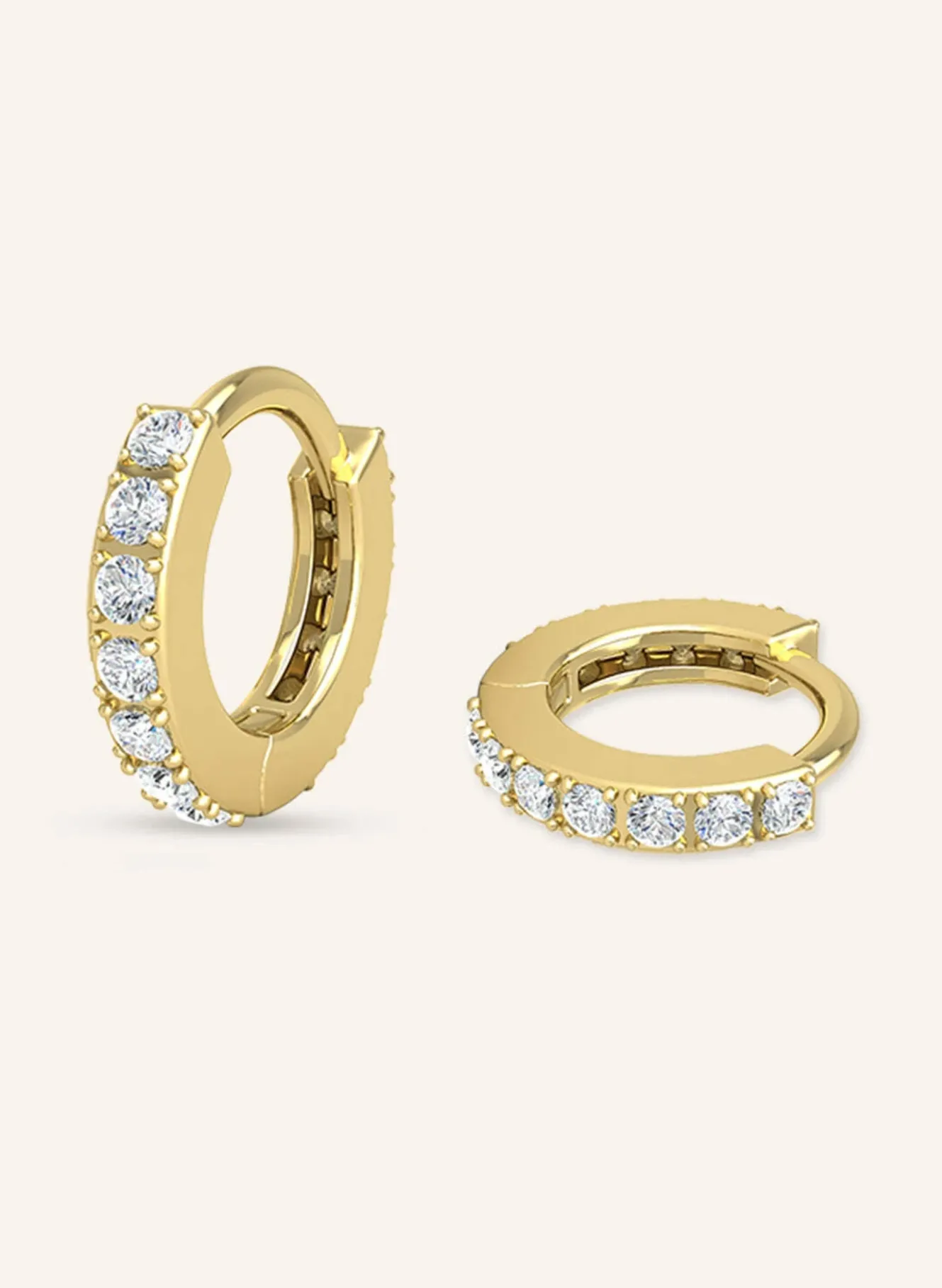 Creolen MINI HUGGIES aus 14 Karat Gelbgold und 0,33ct. Diamanten