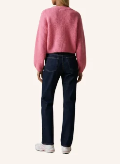 Cropped Cornelia