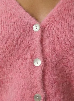 Cropped Cornelia