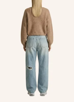 Cropped Cornelia