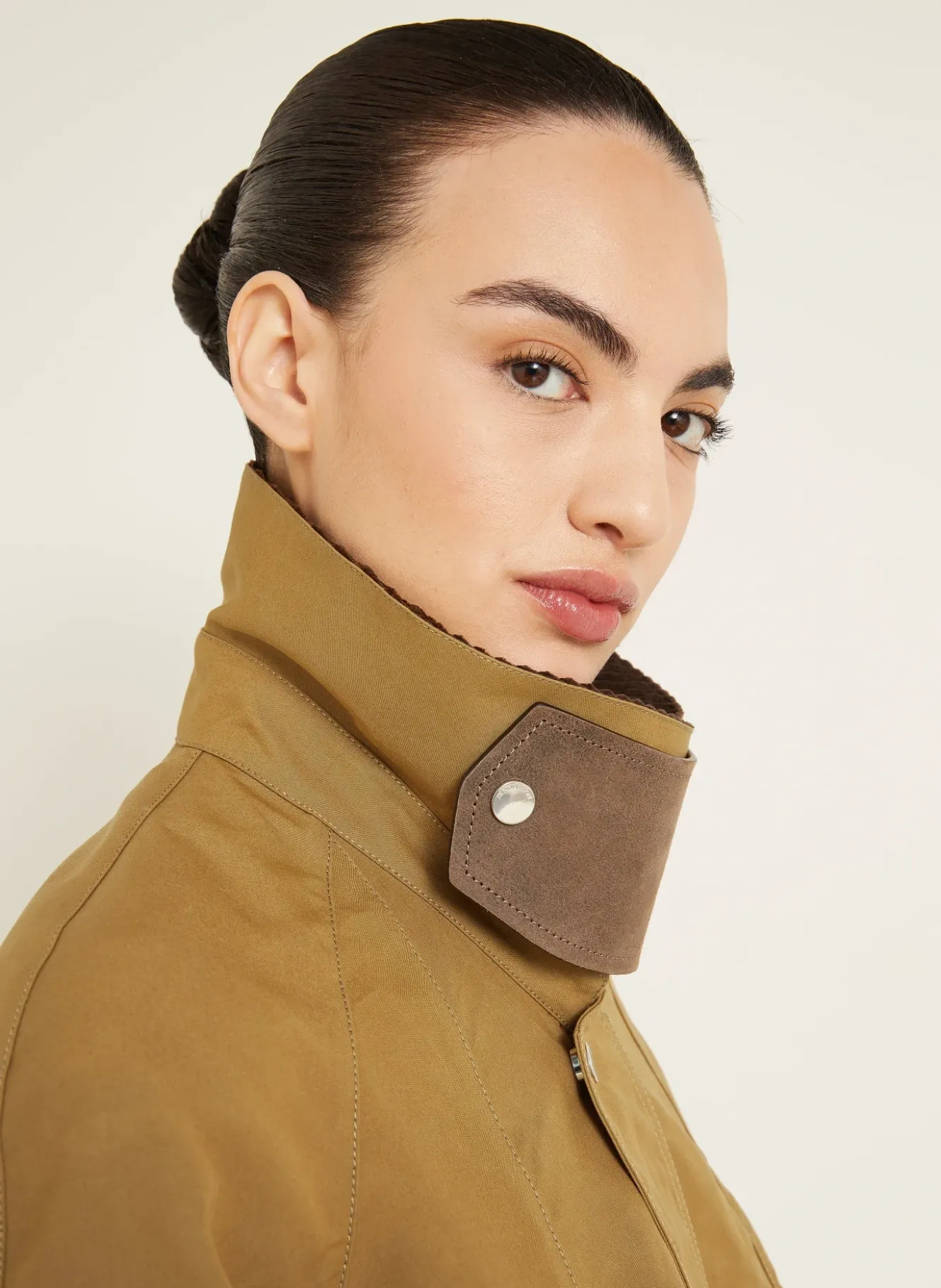 Cropped-Jacke BARN