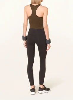 Cropped-Top EBB TO STREET
