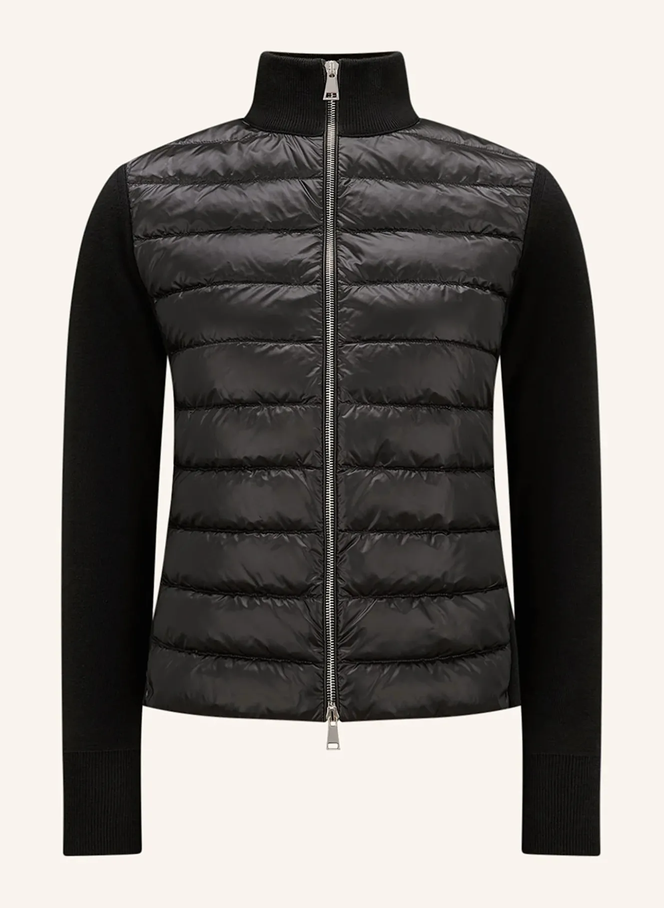 Daunenjacke im Materialmix