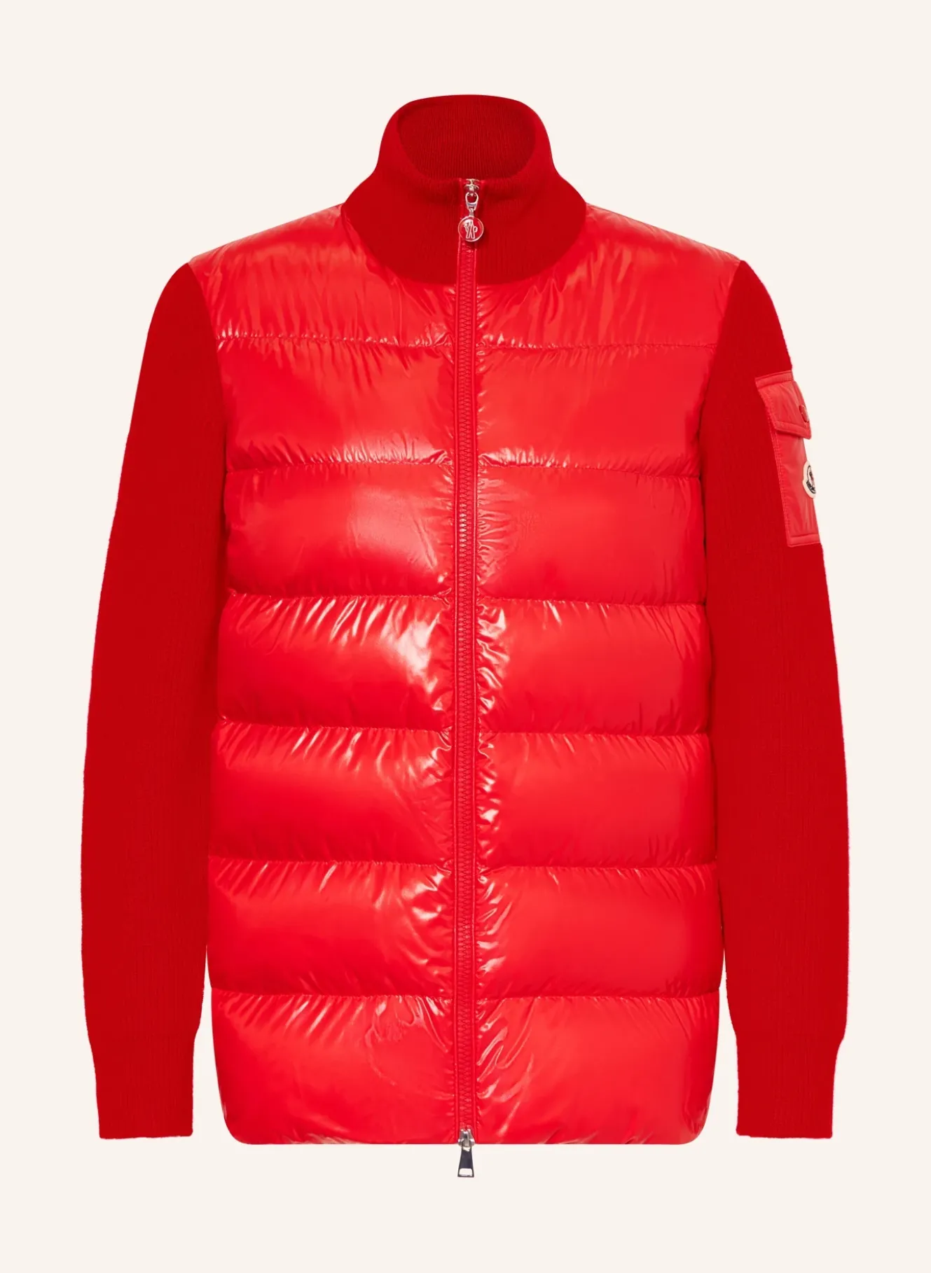 Daunenjacke im Materialmix