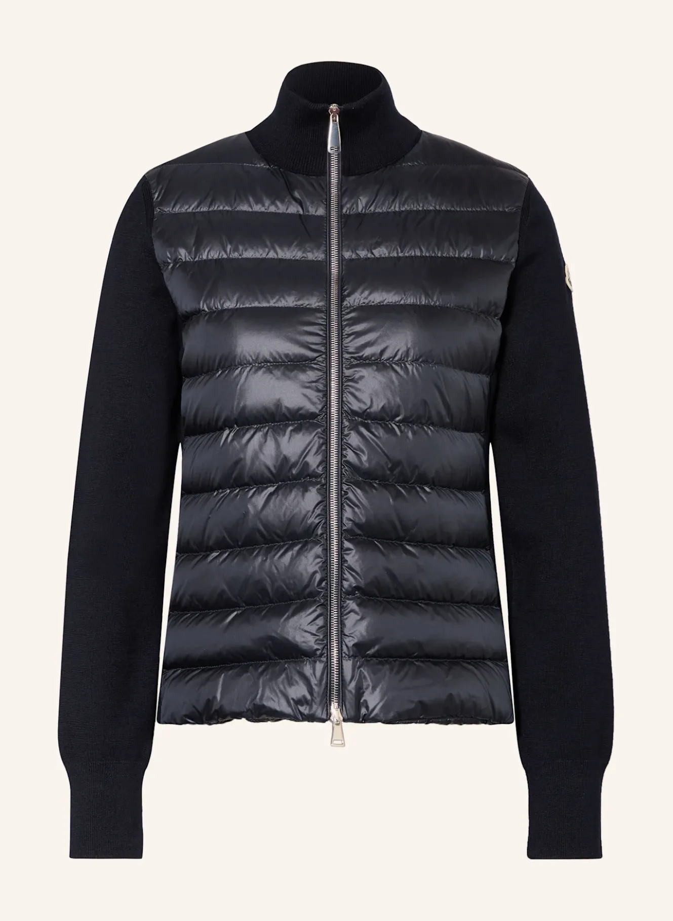 Daunenjacke im Materialmix