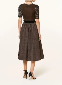 Dirndl LATINA mit Glitzergarn