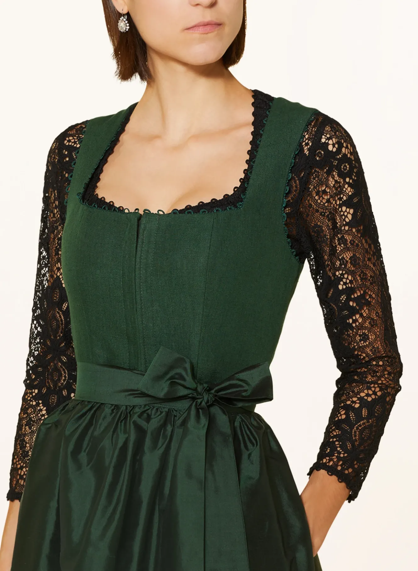 Dirndl MÜNCHEN mit Leinen