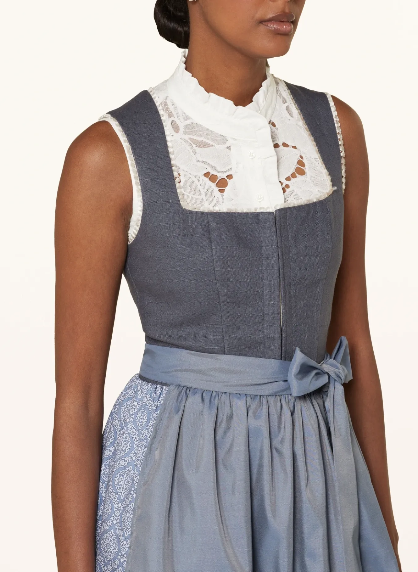 Dirndlbluse GINA