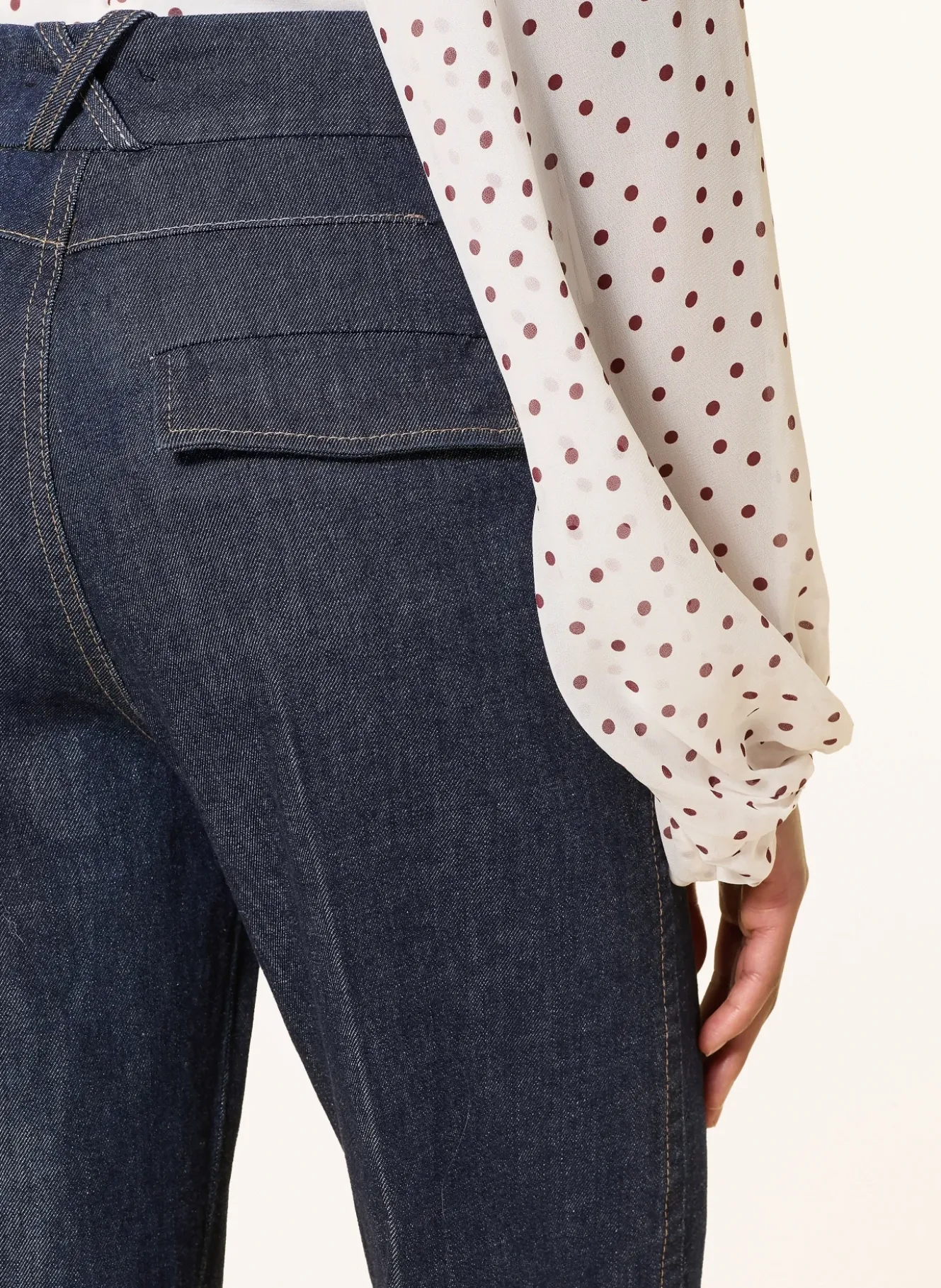 Flared Jeans