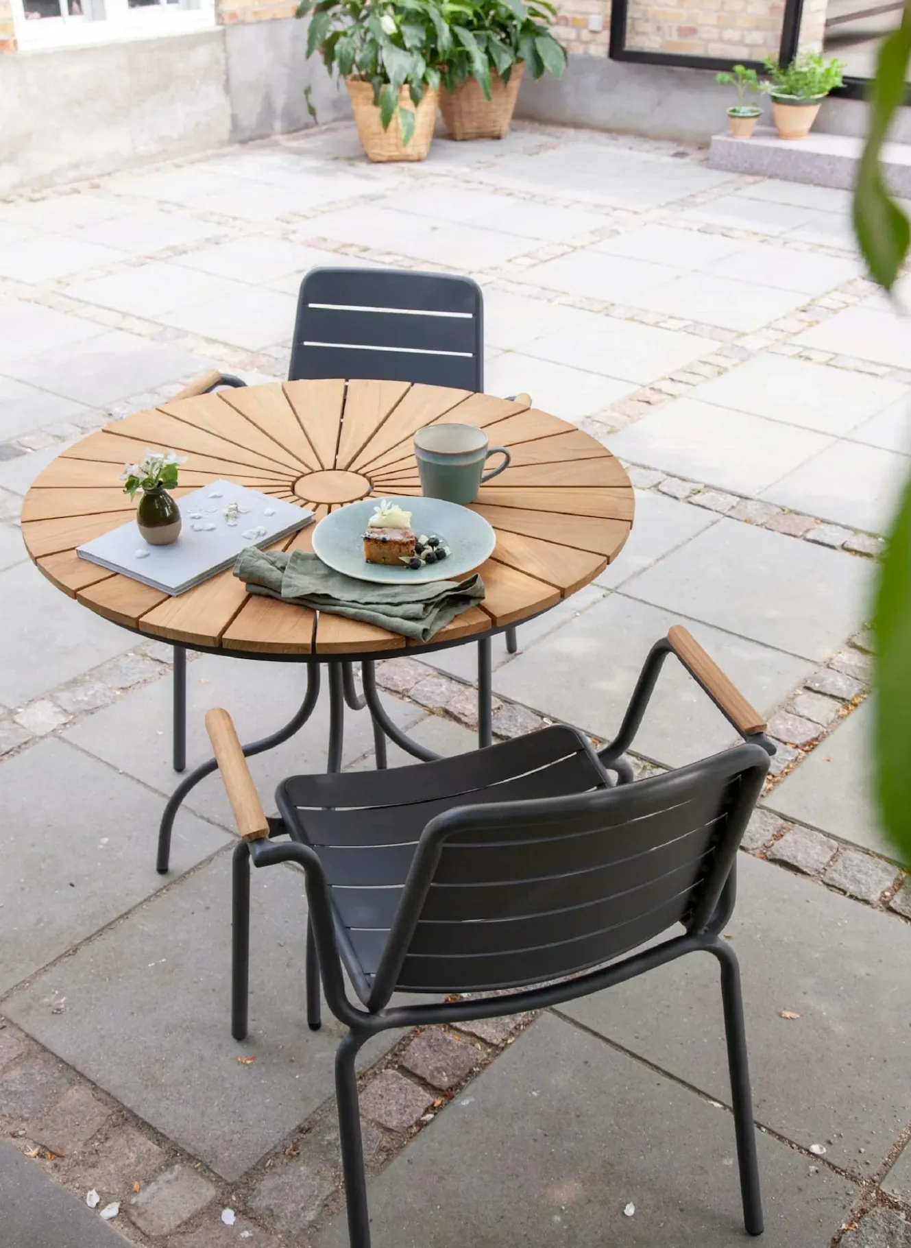 Gartenmöbel-Set mit 1 Tisch, 2 Stühlen ELLEN/PARC