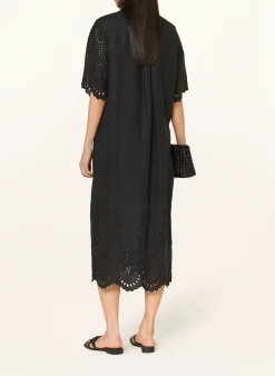 Hemdblusenkleid aus Leinen mit Lochspitze