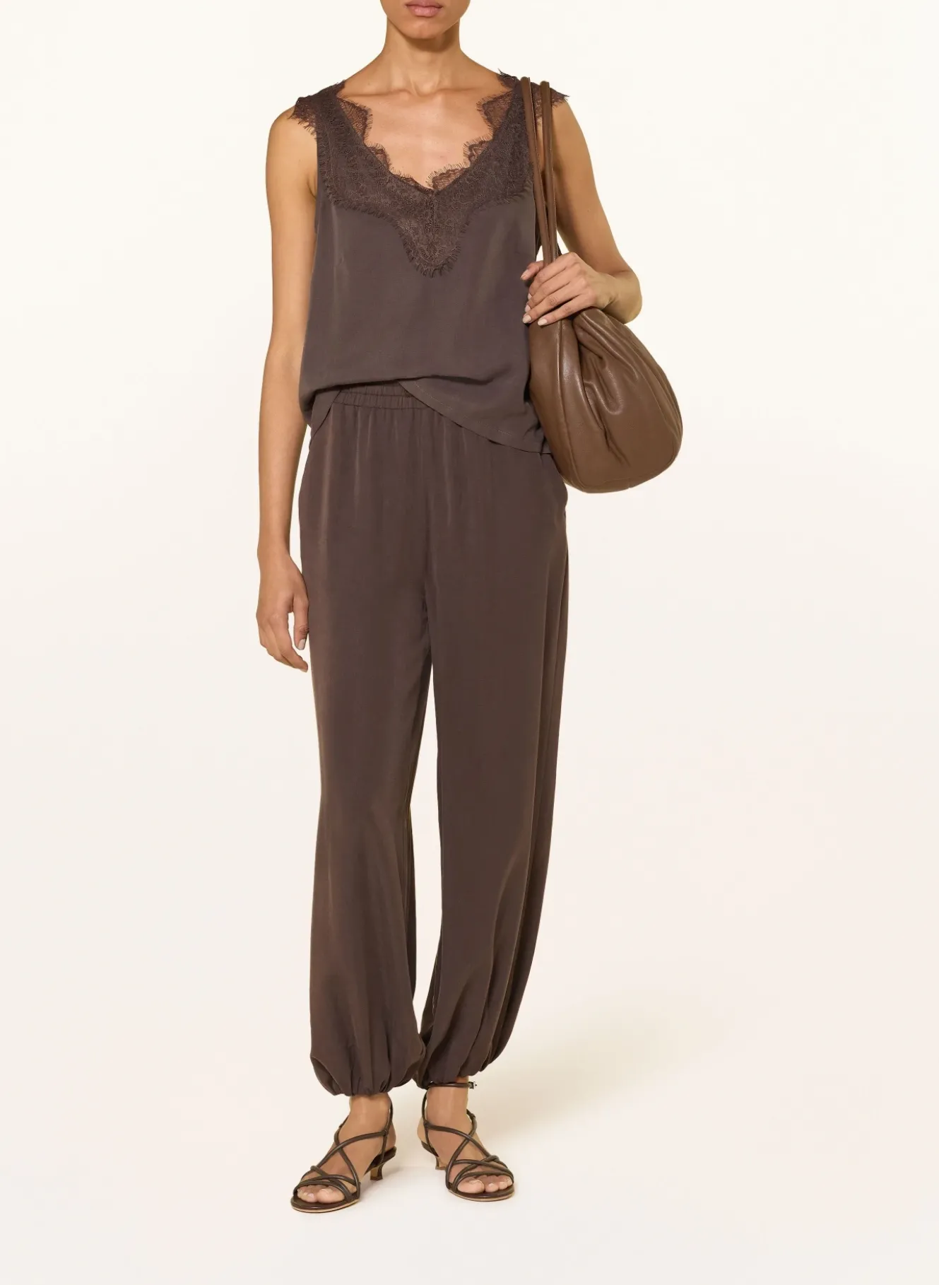 Hose im Jogging-Stil