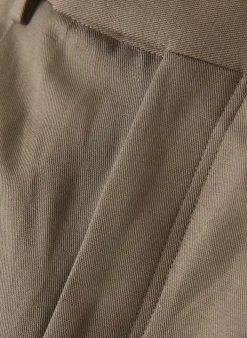 Hose Pleated Fit