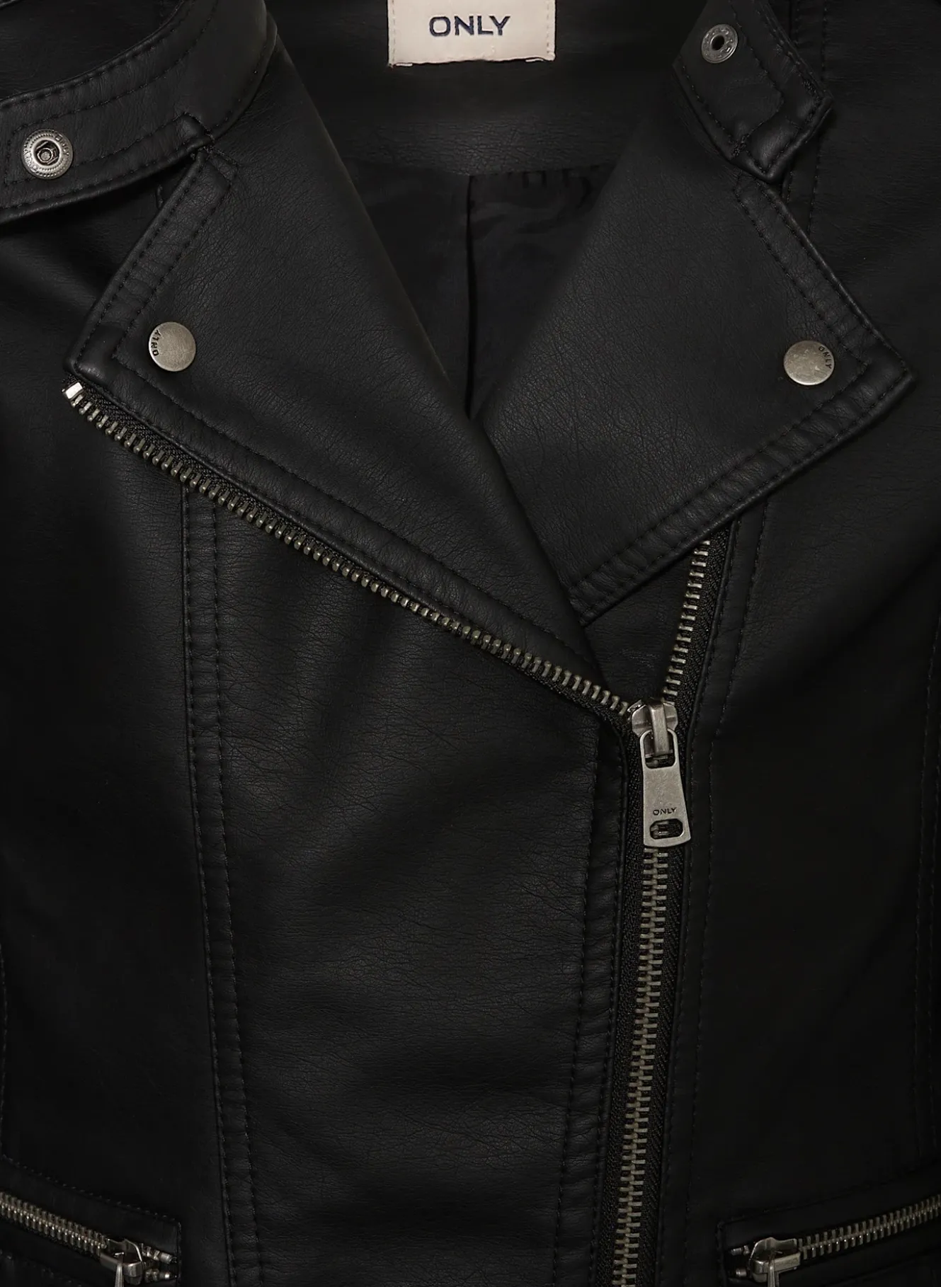 Jacke in Lederoptik
