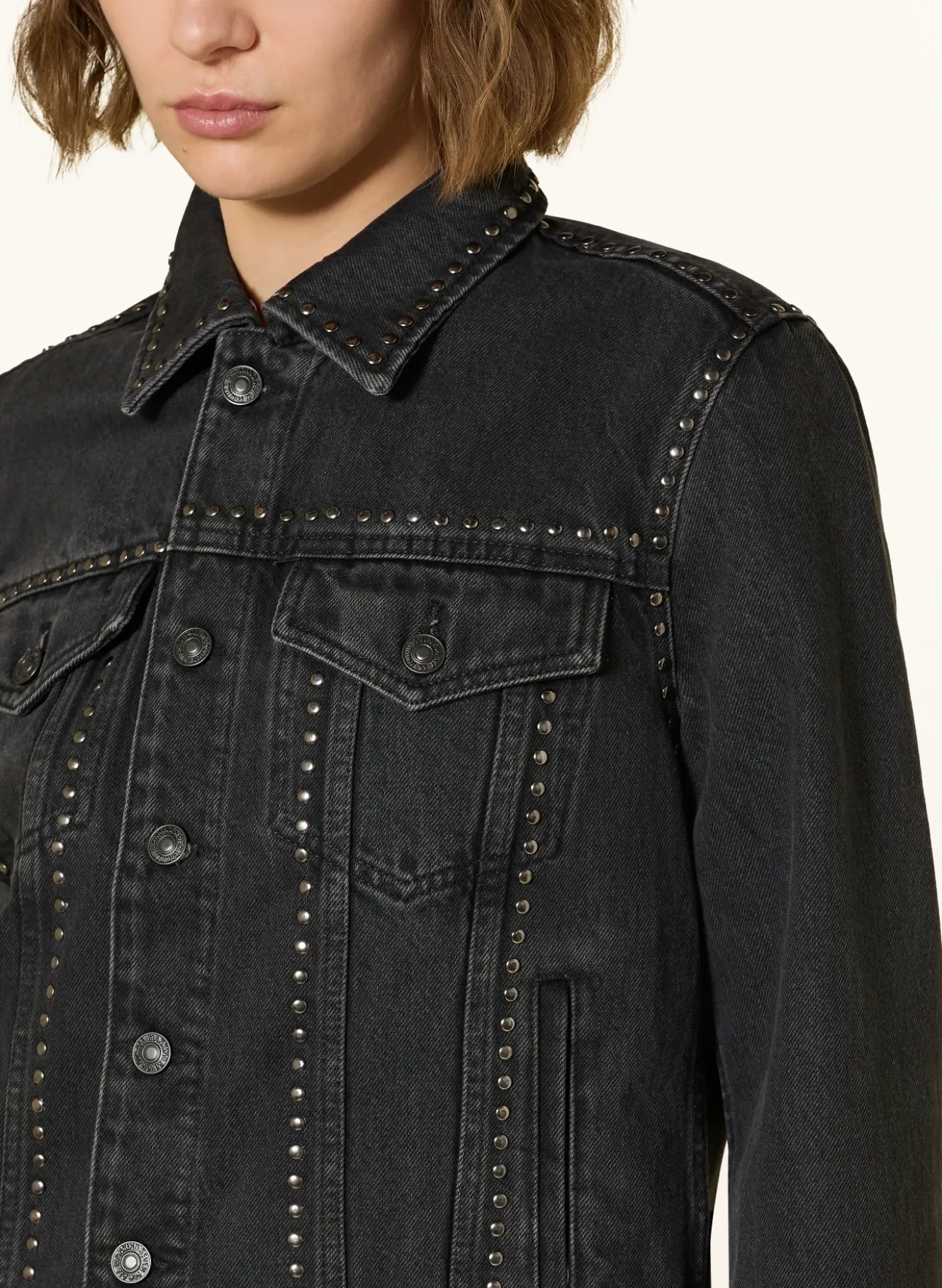 Jeansjacke ADI TRUCKER mit Nieten