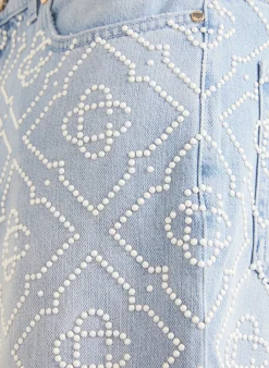 Jeansshorts mit Schmuckperlen