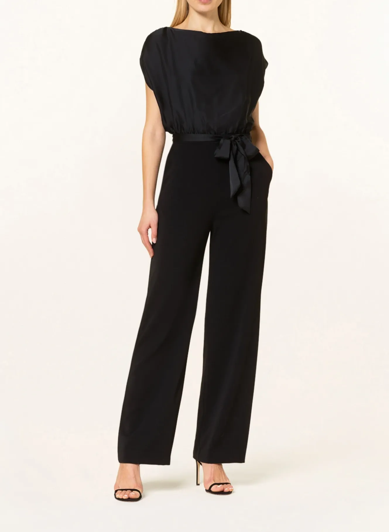 Jumpsuit im Materialmix