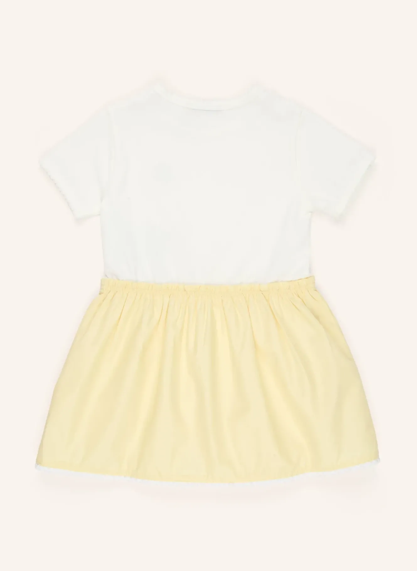 Kleid im Materialmix
