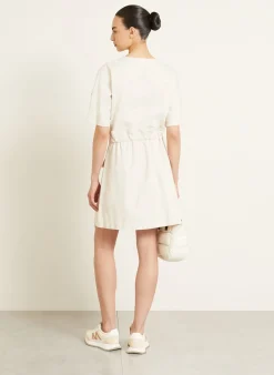Kleid im Materialmix