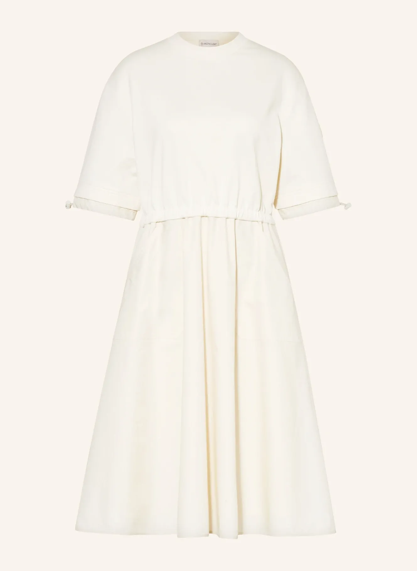 Kleid im Materialmix